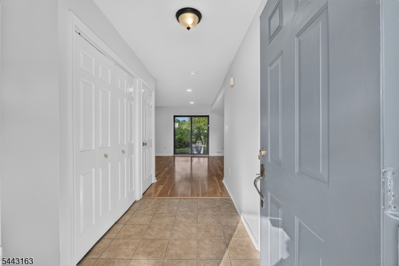 78 Stanwick Court Franklin NJ 08873