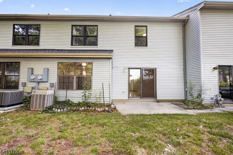 78 Stanwick Court Franklin NJ 08873