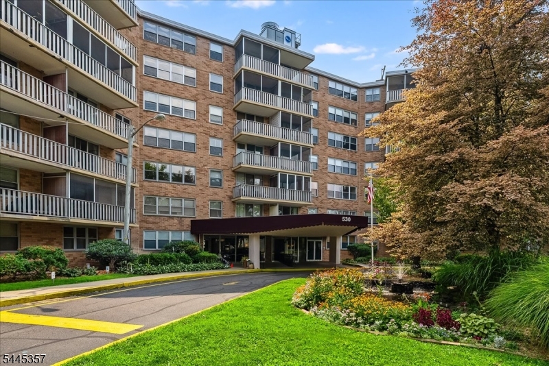 530 Valley Road Montclair NJ 07043