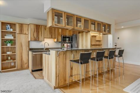 530 Valley Road Montclair NJ 07043