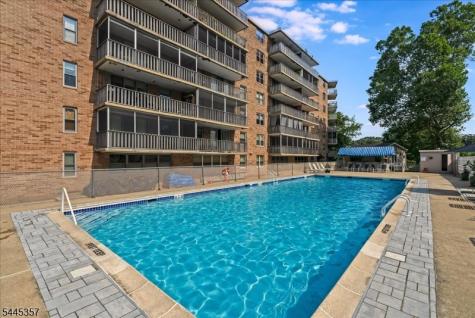 530 Valley Road Montclair NJ 07043