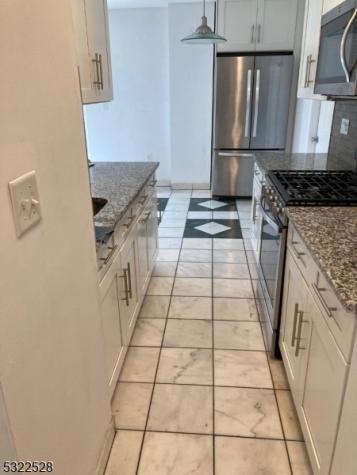 712 North Broad St Apt 2e Elizabeth NJ 07208