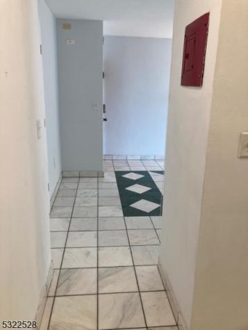 712 North Broad St Apt 2e Elizabeth NJ 07208