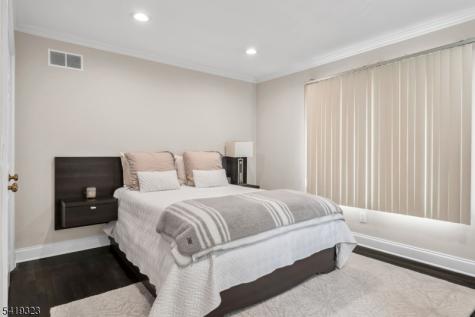 1 Rolling Hill Court Madison NJ 07940
