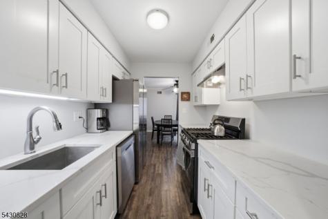 825 Riverside Avenue Lyndhurst NJ 07071