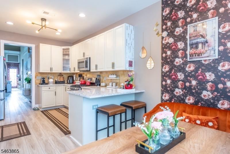66 Saratoga Court Franklin NJ 08873