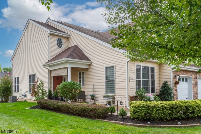 66 Saratoga Court Franklin NJ 08873