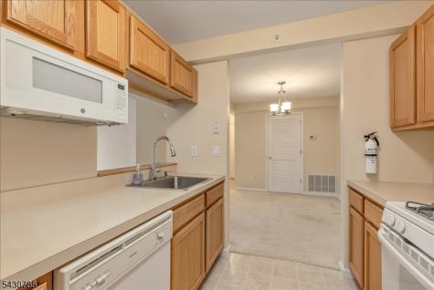 210 Stratford Place Bridgewater NJ 08805