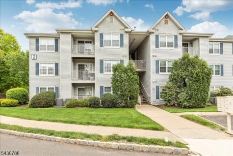 210 Stratford Place Bridgewater NJ 08805