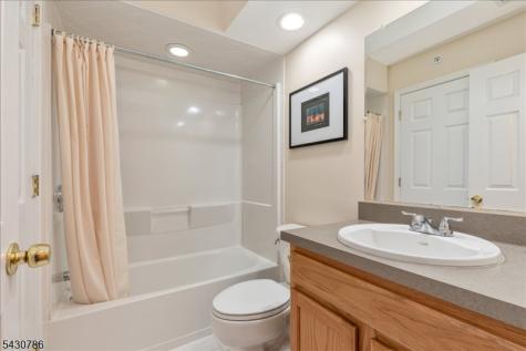210 Stratford Place Bridgewater NJ 08805