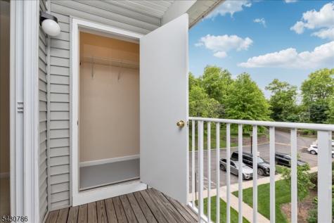 210 Stratford Place Bridgewater NJ 08805
