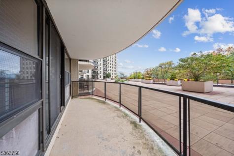 2 Claridge Drive Verona NJ 07044