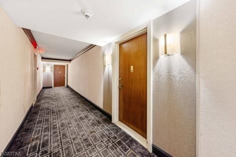 2 Claridge Drive Verona NJ 07044