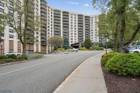 2 Claridge Drive Verona NJ 07044