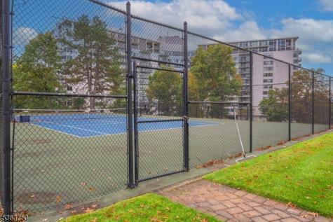 2 Claridge Drive Verona NJ 07044