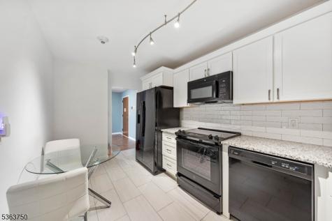 2 Claridge Drive Verona NJ 07044