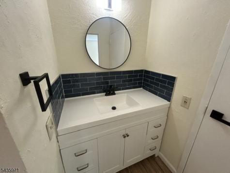 230 Lake Shore North Montague NJ 07827