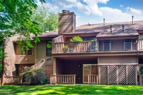 195 Hidden Hollow Court Edison NJ 08820