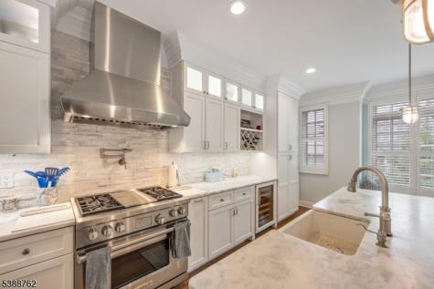 23 Community Place Morristown NJ 07960