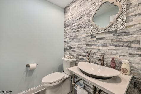 23 Community Place Morristown NJ 07960
