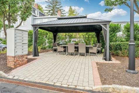 23 Community Place Morristown NJ 07960
