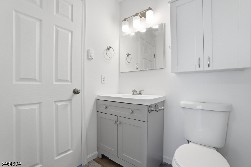 66 Mountain Court Bedminster NJ 07921