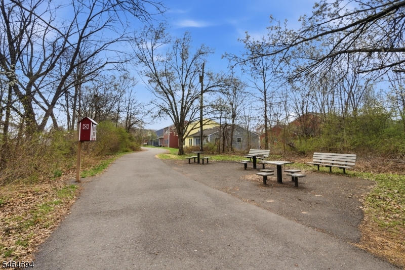 66 Mountain Court Bedminster NJ 07921
