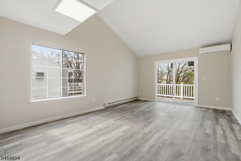 66 Mountain Court Bedminster NJ 07921