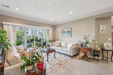 2217 Warrens Way Wanaque NJ 07465