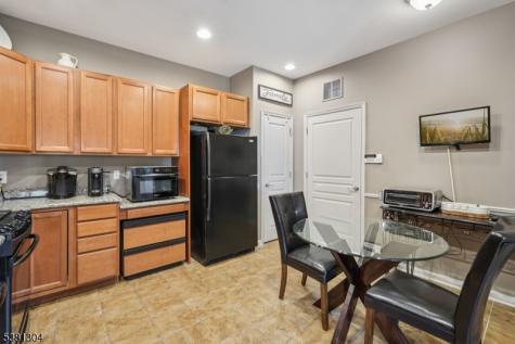 2217 Warrens Way Wanaque NJ 07465