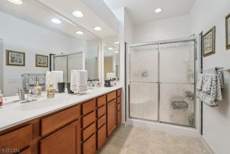 2217 Warrens Way Wanaque NJ 07465