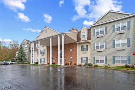 2 Richmond Road West Milford NJ 07480