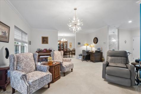 2 Richmond Road West Milford NJ 07480