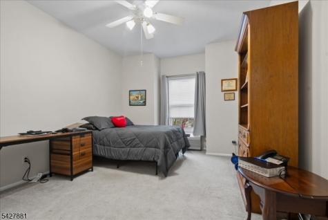 2 Richmond Road West Milford NJ 07480