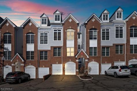 9 Goffle Brook Court Hawthorne NJ 07506