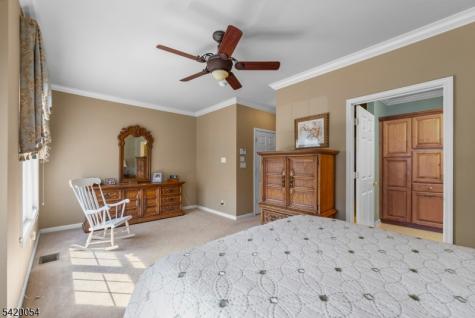9 Goffle Brook Court Hawthorne NJ 07506