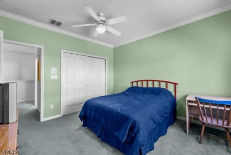 9 Goffle Brook Court Hawthorne NJ 07506