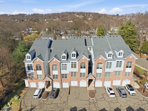 9 Goffle Brook Court Hawthorne NJ 07506