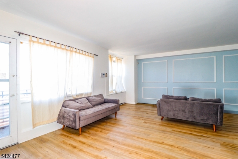 276 Prospect Street East Orange NJ 07017