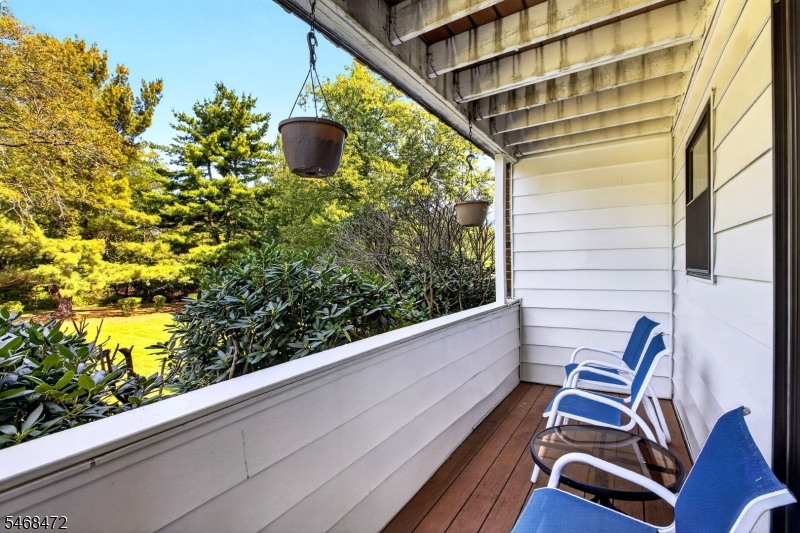 813 Victoria Court Hillsborough NJ 08844