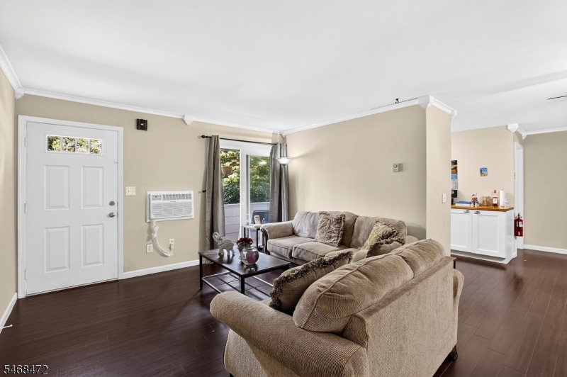 813 Victoria Court Hillsborough NJ 08844
