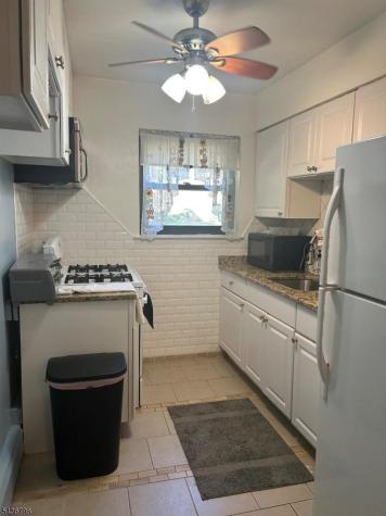 401 Us Highway 22 Unit 12-d North Plainfield NJ 07060