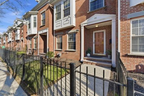 44 Prospect Street East Orange NJ 07017