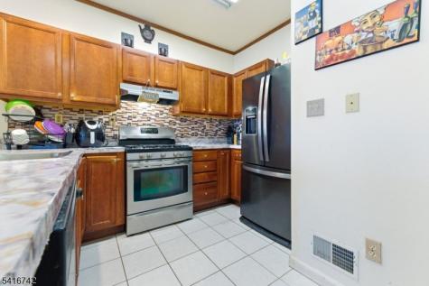 44 Prospect Street East Orange NJ 07017