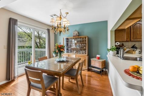 8 Quartz Lane Paterson NJ 07501