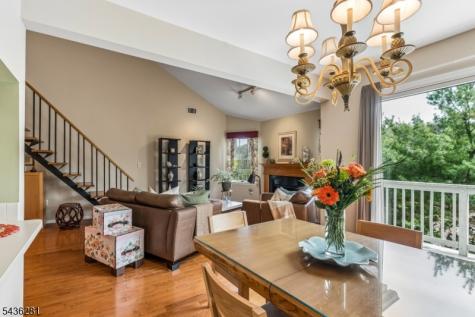 8 Quartz Lane Paterson NJ 07501