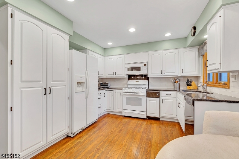 41 Dexter Drive N Bernards NJ 07920