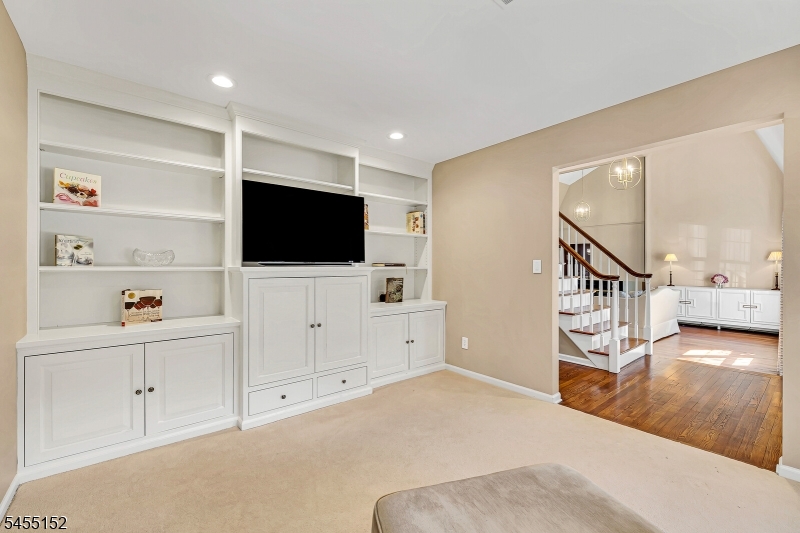 41 Dexter Drive N Bernards NJ 07920