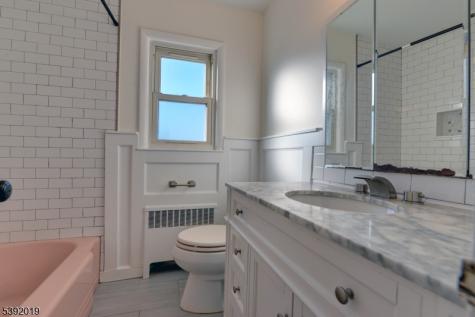 255 Bogert Road River Edge NJ 07661