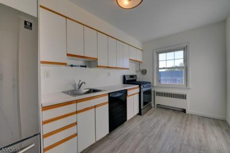 255 Bogert Road River Edge NJ 07661